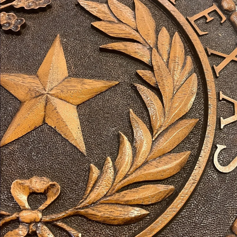 The State of Texas Wood Plaque Wall Hanging Decor Round 12”